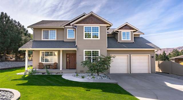 Photo of 3647 Burchvale Rd, Wenatchee, WA 98801