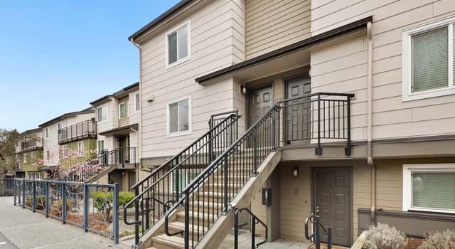 Photo of 15827 Leary Way NE #211, Redmond, WA 98052