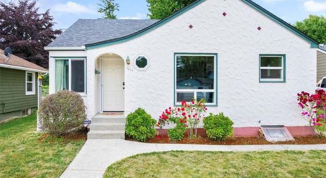 Photo of 1015 Hewitt Ave, Bremerton, WA 98337