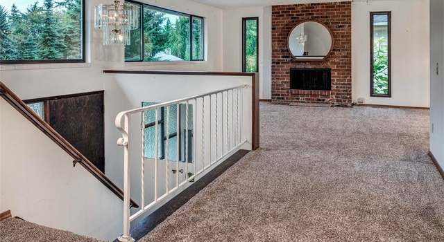 Photo of 1915 167th Ave SE, Bellevue, WA 98008
