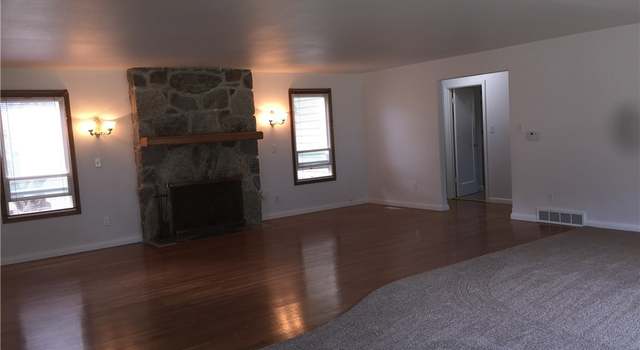 Photo of 16255 Des Moines Memorial Dr, Burien, WA 98148