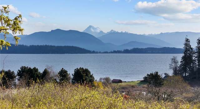 Photo of 5998 Dunthorne Rd, Anacortes, WA 98221