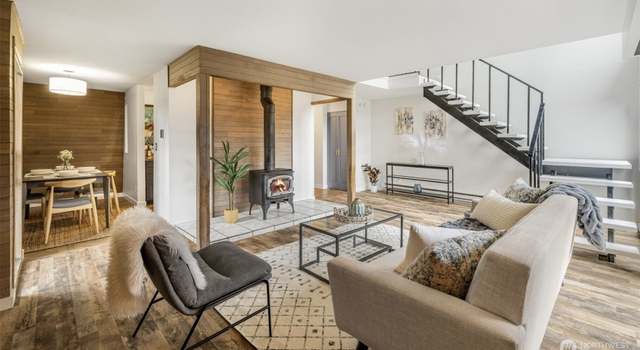 Photo of 10741 Burke Ave N, Seattle, WA 98133