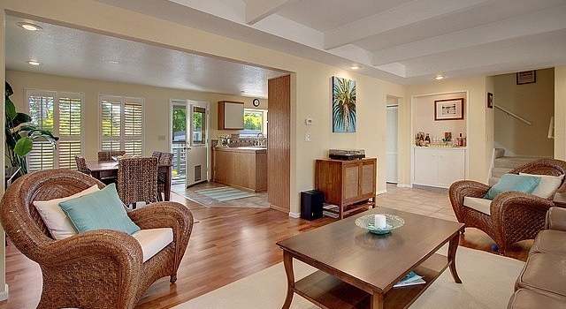 Photo of 3755 SW Thistle St, Seattle, WA 98126