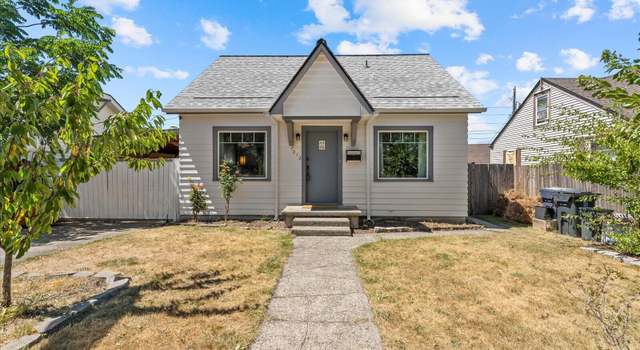 Photo of 7012 S Warner St, Tacoma, WA 98409