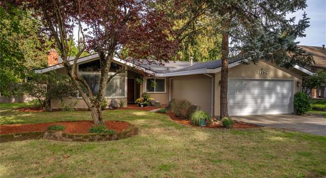 Photo of 12134 NE 141st St, Kirkland, WA 98034