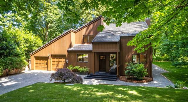 Photo of 26520 Lake Fenwick Rd S, Kent, WA 98032