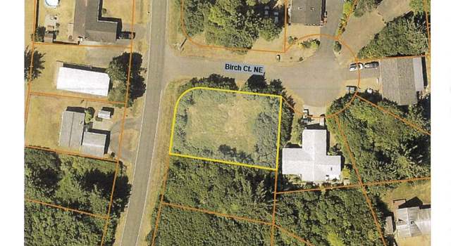 Photo of 634 Canal Dr NE, Ocean Shores, WA 98569