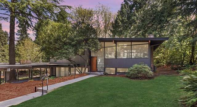 Photo of 17128 2nd Ave SW, Normandy Park, WA 98166