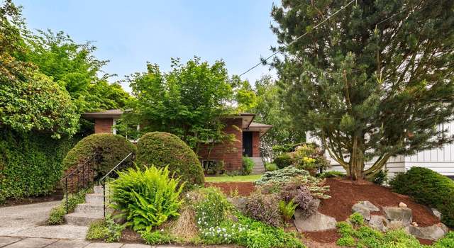 Photo of 2811 W Howe St, Seattle, WA 98199
