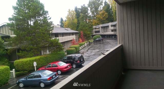 Photo of 3278 80th Ave SE #1, Mercer Island, WA 98040