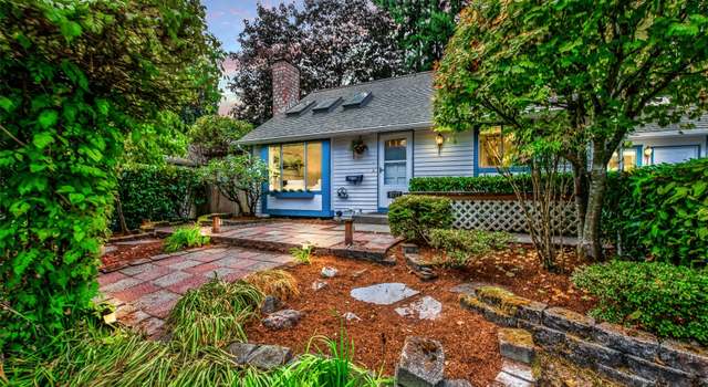 Photo of 9777 NE 126th Pl, Kirkland, WA 98034