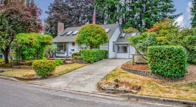 Photo of 9777 NE 126th Pl, Kirkland, WA 98034