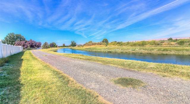 Photo of 617 Westwind Dr, Zillah, WA 98953