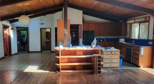 Photo of 605 E Skottowe Ln E, Friday Harbor, WA 98250