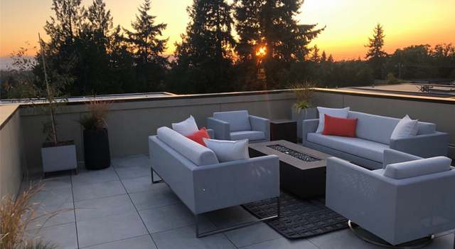 Photo of 8907 Roosevelt Way NE, Seattle, WA 98115