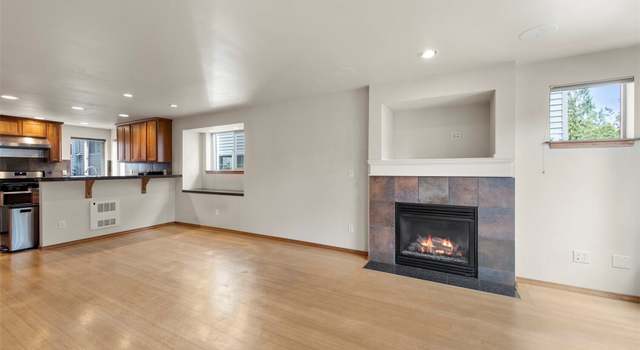 Photo of 12314 33rd Ave NE Unit C, Seattle, WA 98125