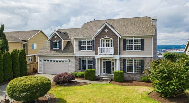 Photo of 1832 Pointe Woodworth Dr NE, Tacoma, WA 98422