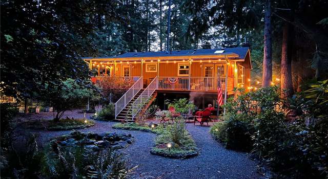 Photo of 620 E Ballantrae Dr, Shelton, WA 98584