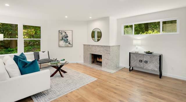 Photo of 14633 NE 40th St Unit K7, Bellevue, WA 98007