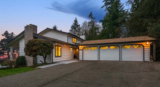 Photo of 8025 Cyrus Pl, Edmonds, WA 98026