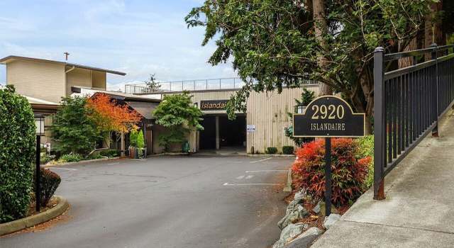 Photo of 2920 76th Ave SE #106, Mercer Island, WA 98040