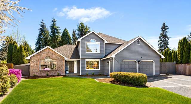 Photo of 13723 SE 17th St, Bellevue, WA 98005