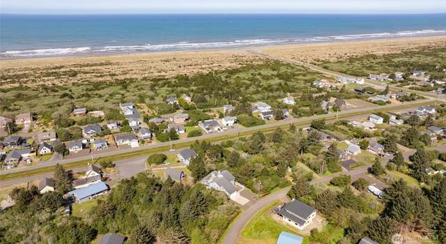 Photo of 568 Cowlitz Ct SW, Ocean Shores, WA 98569