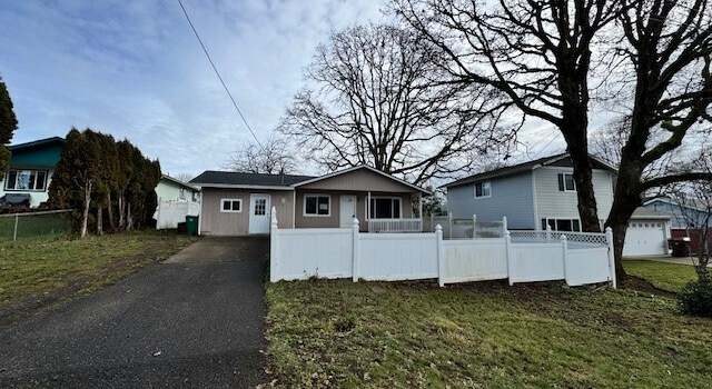 Photo of 424 9th St, St. Helens, OR 97051