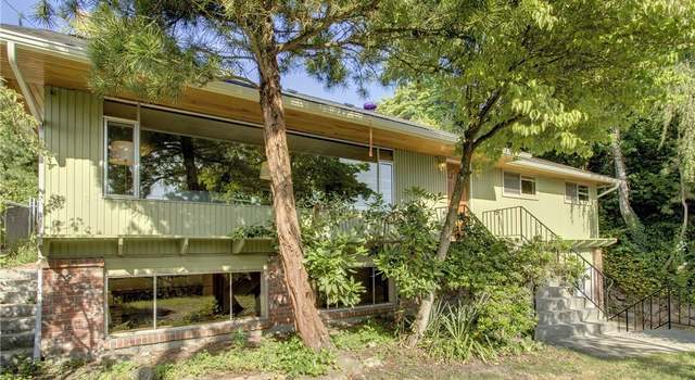 Photo of 11915 Lakeside Ave NE, Seattle, WA 98125