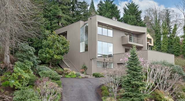 Photo of 8035 Avalon Pl, Mercer Island, WA 98040