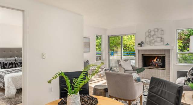 Photo of 2244 13th Ave W #405, Seattle, WA 98119