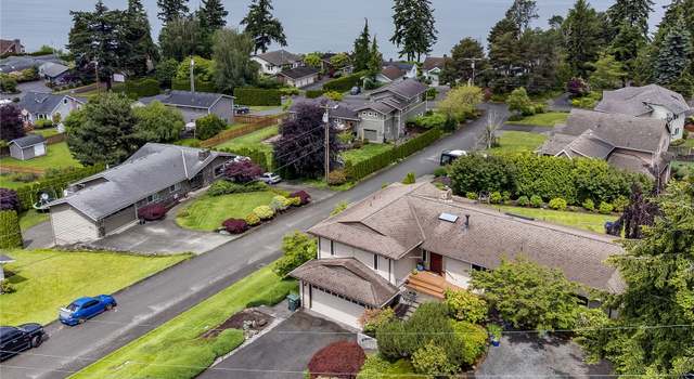 Photo of 3219 Wave Dr, Everett, WA 98203