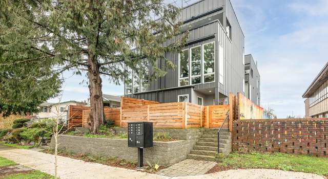 Photo of 9425 18th Ave SW, Seattle, WA 98106