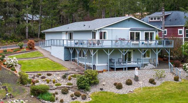 Photo of 121 E Fir Tree Ln, Union, WA 98592