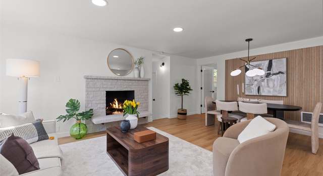 Photo of 6913 25th Ave SW, Seattle, WA 98106