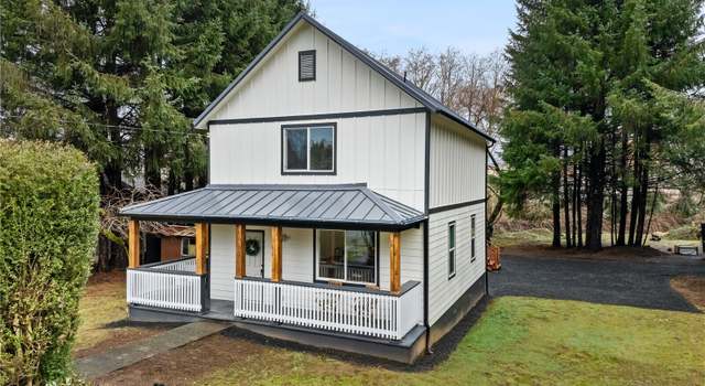 Photo of 1727 2nd St, Cosmopolis, WA 98537
