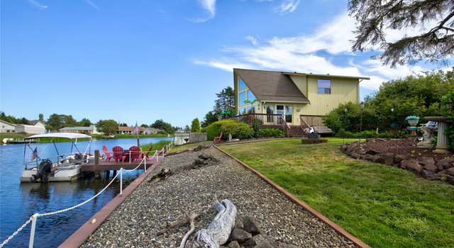 Photo of 580 Point Brown Ave SE, Ocean Shores, WA 98569