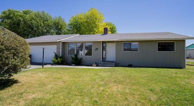 Photo of 1415 S Lakeway Dr, Moses Lake, WA 98837