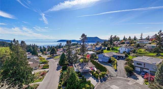 Photo of 4314 Bryce Dr, Anacortes, WA 98221