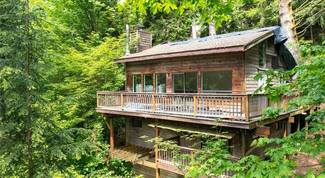 Photo of 381 Sudden Valley Dr, Bellingham, WA 98229