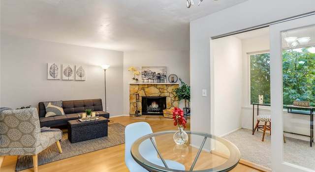 Photo of 3233 NE 12th St #211, Renton, WA 98056