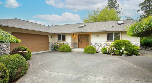 Photo of 3009 Hayward Dr, Bellingham, WA 98226