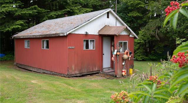 Photo of 74 Elma St, Copalis Beach, WA 98535