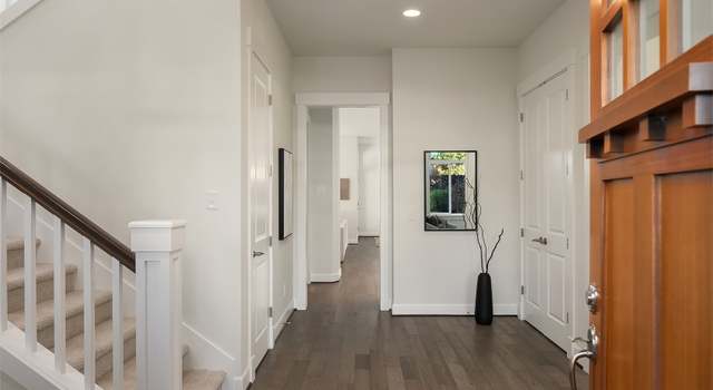 Photo of 311 10th Ave W, Kirkland, WA 98033