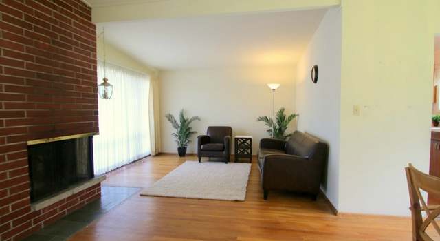 Photo of 16242 SE 9th St, Bellevue, WA 98008