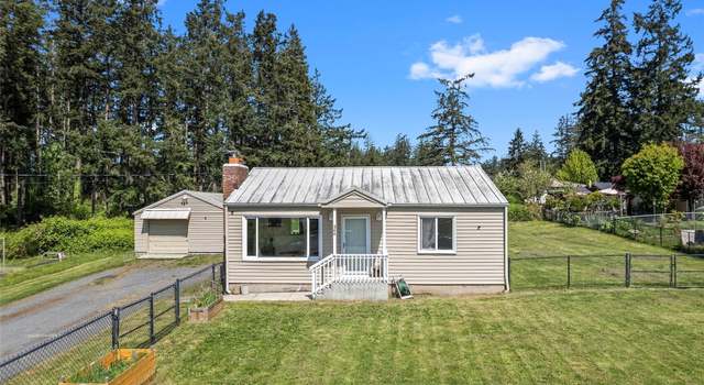 Photo of 544 NE Easy St, Oak Harbor, WA 98277