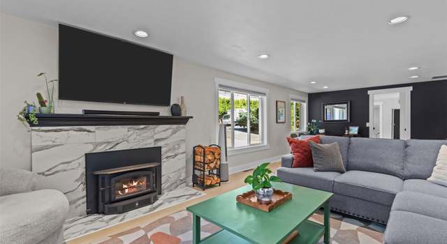 Photo of 20240 20th Pl NE, Shoreline, WA 98155