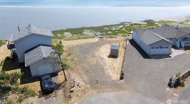 Photo of 742 Peninsula Ct SE, Ocean Shores, WA 98569