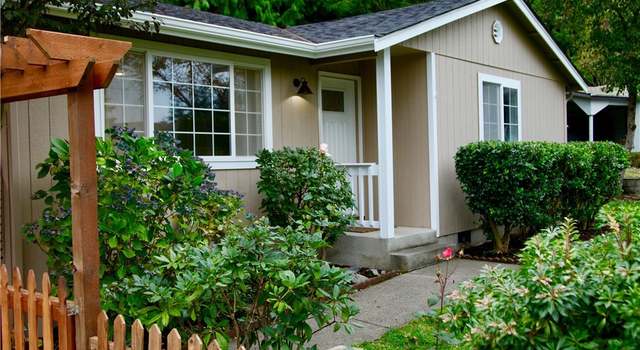 Photo of 1480 Sierra Park Ln, Camano Island, WA 98282